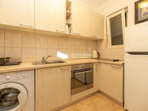 Sale, one bedroom apartment, 79m², Herceg Novi, Crna Gora - image 4