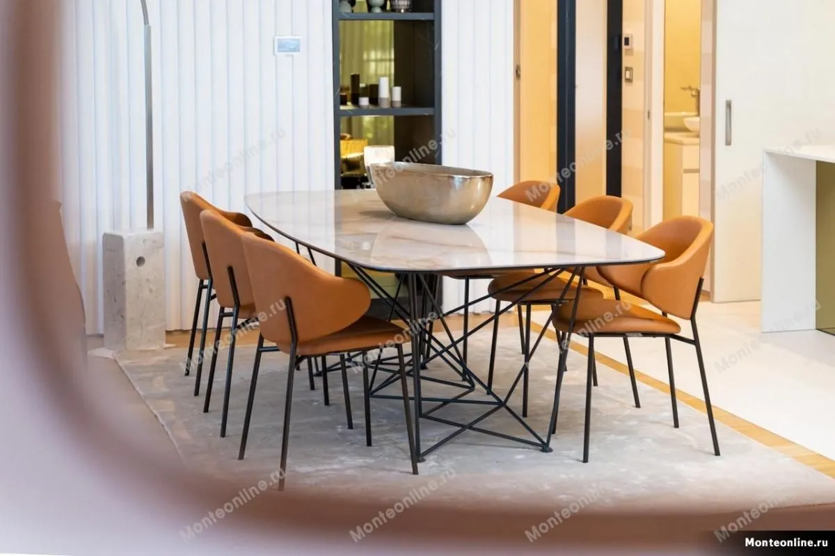Sale, three bedroom apartment, 421m², Bečići, Budva