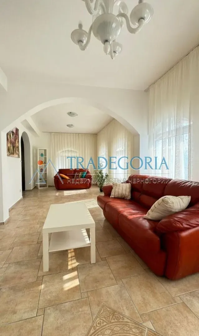 Prodaja, kuća, 320m², Bar, Crna Gora