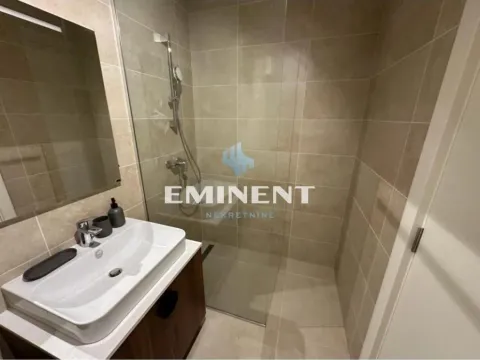 Izdavanje, trosoban stan, 70m², Novi Beograd Blok 65, Novi Beograd Sve Podlokacije - image 11