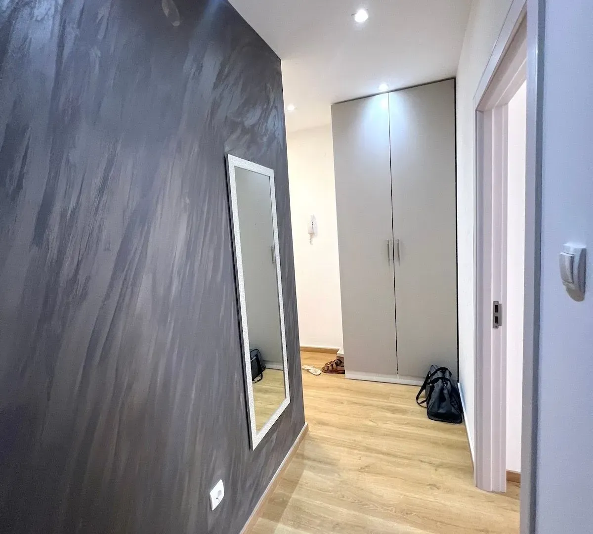Prodaja, trosoban stan, 60m², Vračar Sve Podlokacije, Beograd