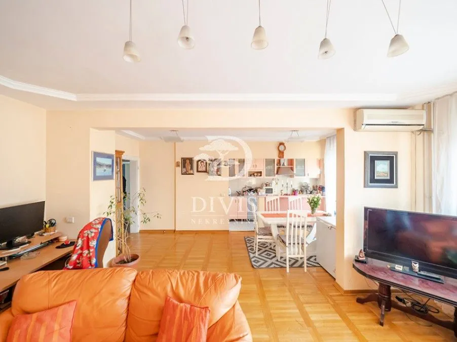 Sale, apartment, 101m², Vukov Spomenik, Zvezdara Sve Podlokacije