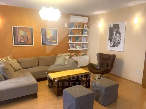 Izdavanje, kuća, 240m², Donja Gorica, Podgorica - image 3