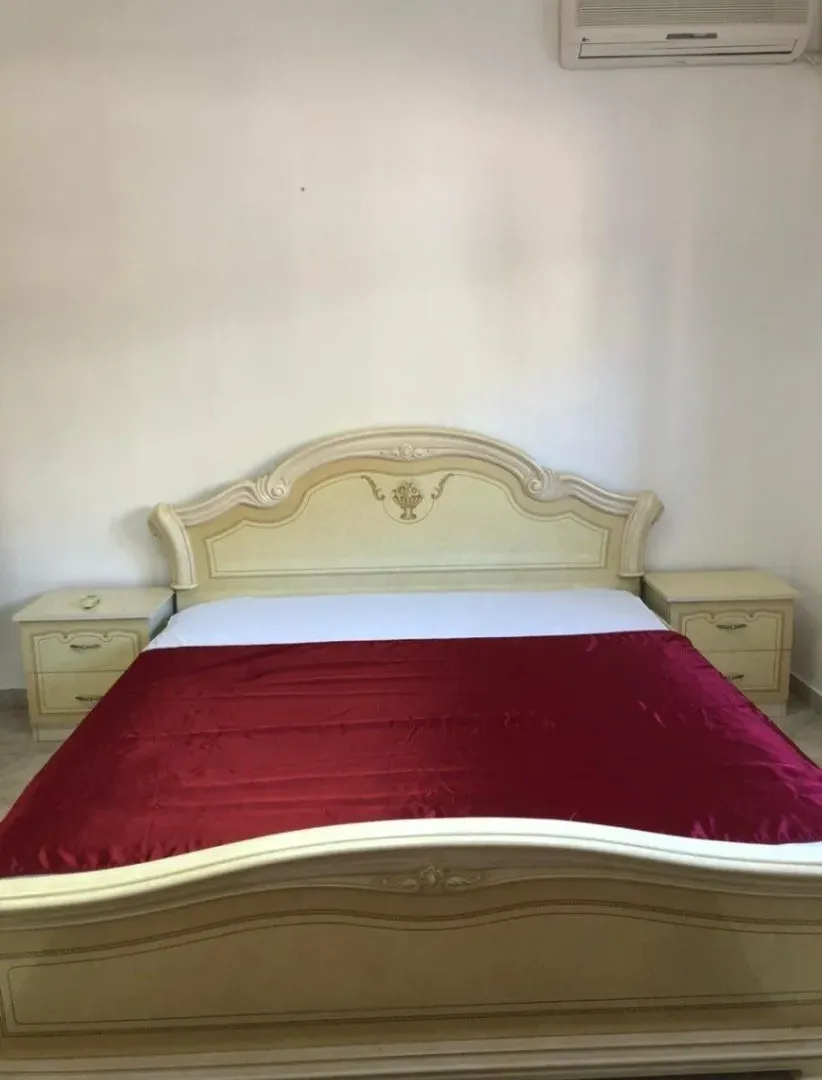 Rent, one bedroom apartment, 60m², Ilino, Bar