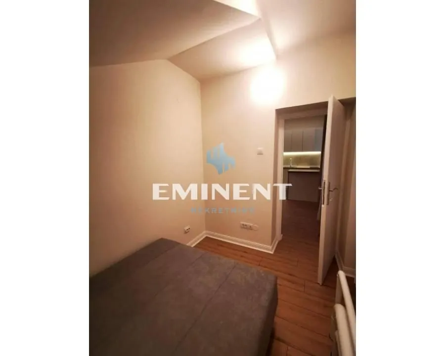 Rent, two bedroom apartment, 51m², Savski Venac, Beograd