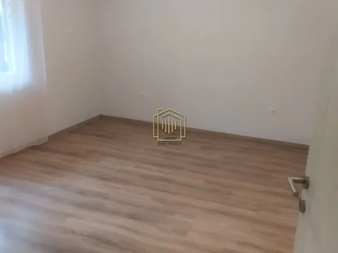 Izdavanje, poslovni prostor, 90m², Gorica C, Podgorica - image 5