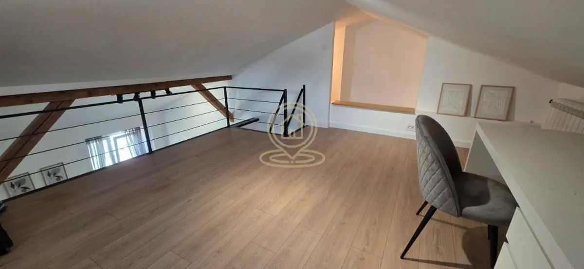 Prodaja, dvosoban stan, 52m², Stari Grad, Beograd