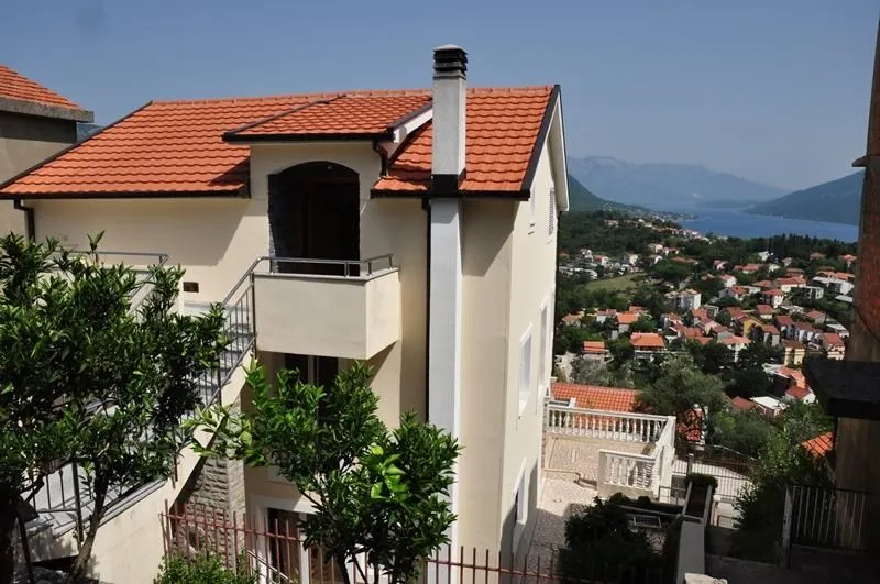 Sale, house, 320m², Herceg Novi, Crna Gora