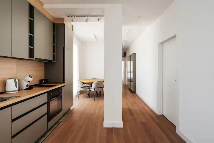 Prodaja, dvosoban stan, 117m², Bečići, Budva