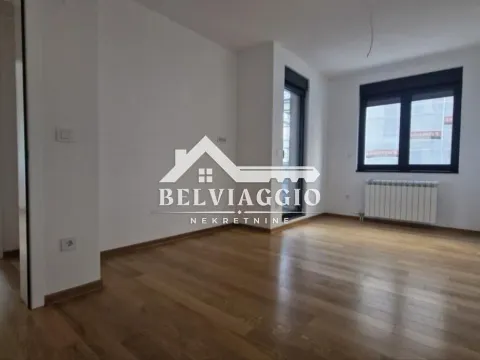 Prodaja, četvorosoban stan, 126m², Bandžovo brdo, Rožaje - image 3