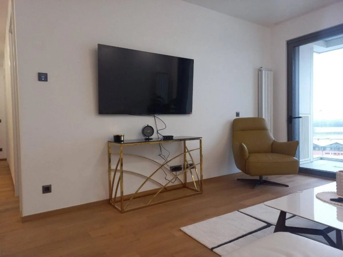 Rent, four bedroom apartment, 95m², Stari Grad, Beograd