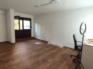 Izdavanje, poslovni prostor, 80m², Blok 5, Podgorica - image 4