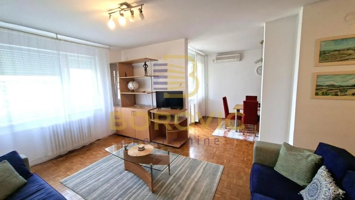 Rent, two bedroom apartment, 65m², Stari Grad, Beograd