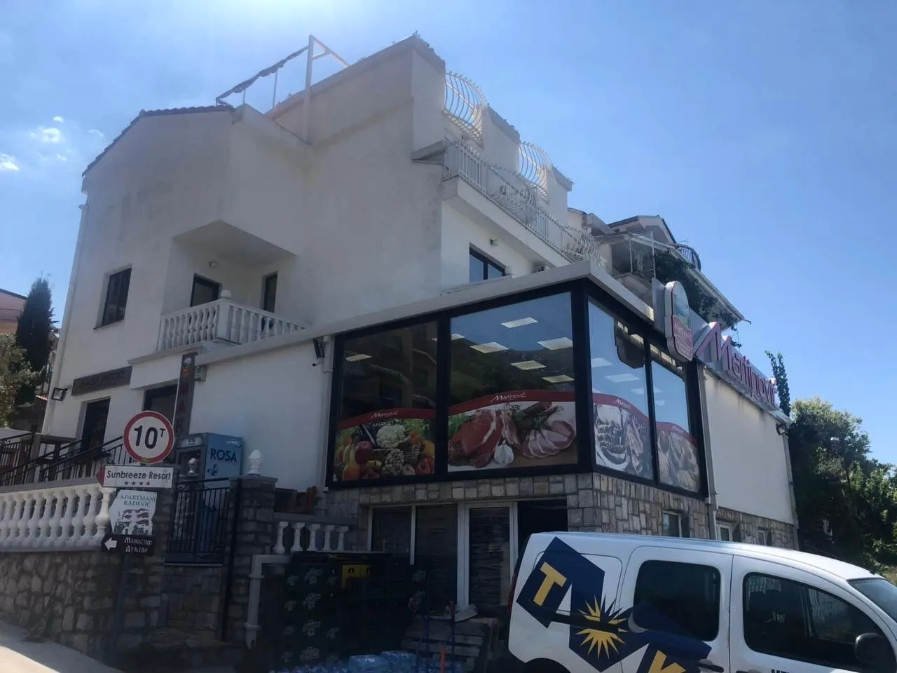 Rent, office space, 160m², Kamenovo, Budva