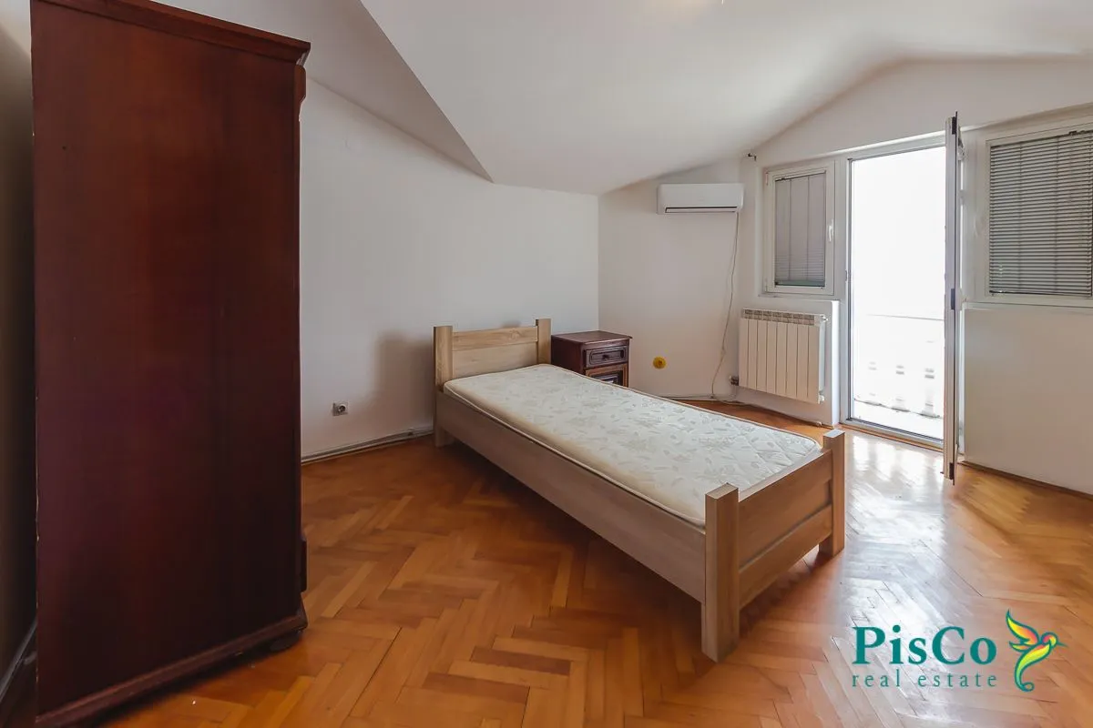 Rent, house, 250m², Zabjelo, Podgorica