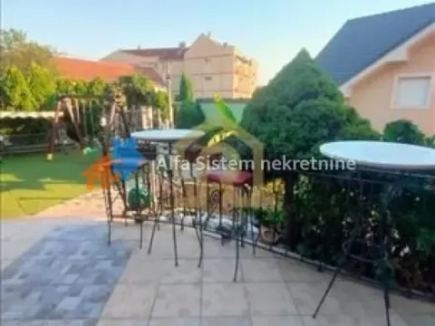 Izdavanje, kuća, 300m², Brace Jerković, Voždovac Sve Podlokacije - image 18