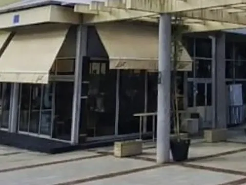 Rent, office space, 477m², Tivat, Crna Gora - image 2