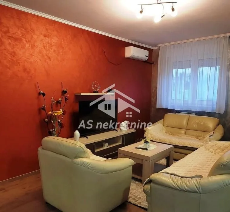 Rent, three bedroom apartment, 75m², Voždovac Sve Podlokacije, Beograd
