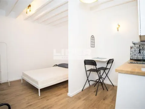 Prodaja, stan, 22m², Kalenić Pijaca, Vračar Sve Podlokacije - image 6