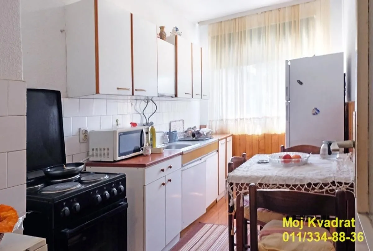 Sale, three bedroom apartment, 68m², Karaburma, Palilula Sve Podlokacije