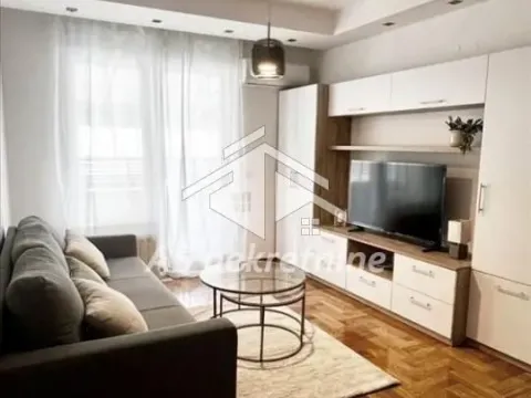 Izdavanje, dvosoban stan, 43m², Slavija, Vračar Sve Podlokacije - image 2