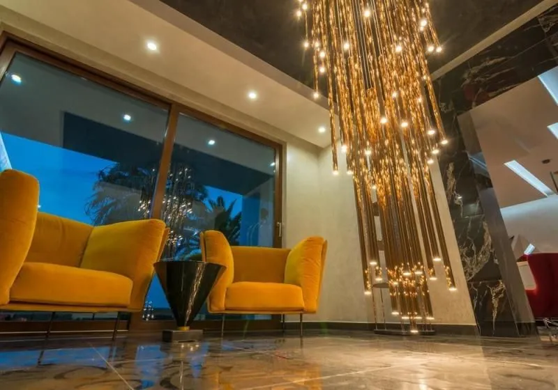 Sale, house, 831m², Bečići, Budva