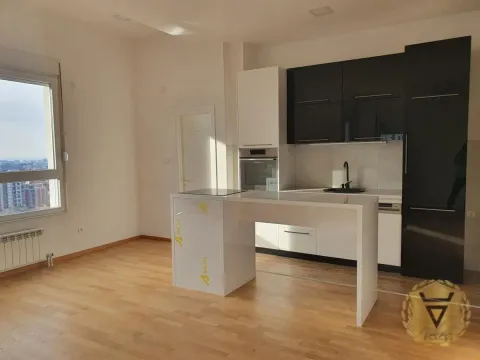 Rent, three bedroom apartment, 76m², Đeram Pijaca, Beograd