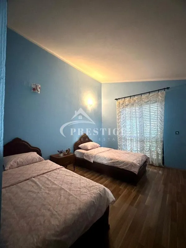 Rent, house, 160m², Gornja Gorica, Podgorica