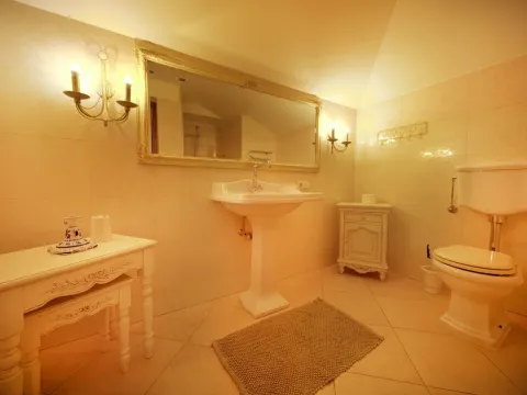 Prodaja, kuća, 238m², Krašići, Tivat - image 19