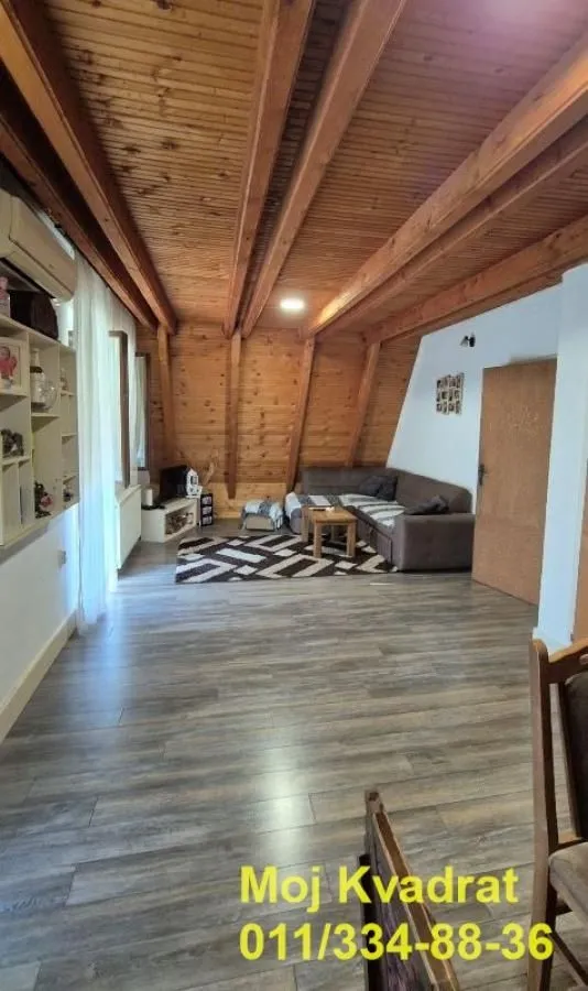Prodaja, kuća, 244m², Čenej, Novi Sad Sve Podlokacije