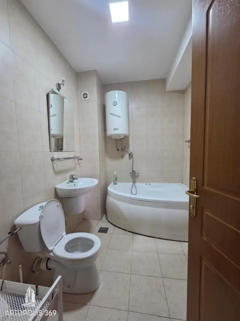 Rent, three bedroom apartment, 83m², Zemun Sve Podlokacije, Beograd