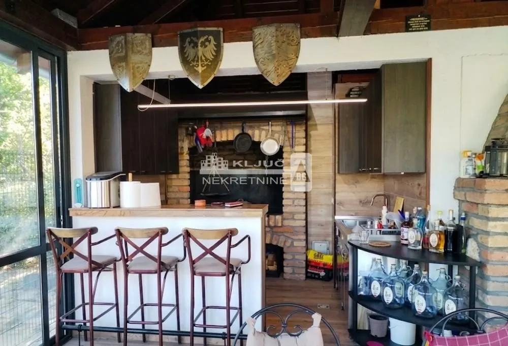 Prodaja, kuća, 170m², Trešnja-Koviona, Sopot