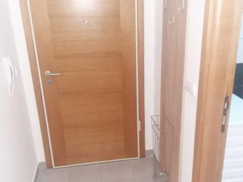 Izdavanje, jednosoban stan, 40m², Radovići, Tivat - image 13