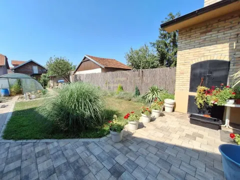 Prodaja, kuća, 219m², Veternička rampa, Novi Sad Sve Podlokacije - image 7