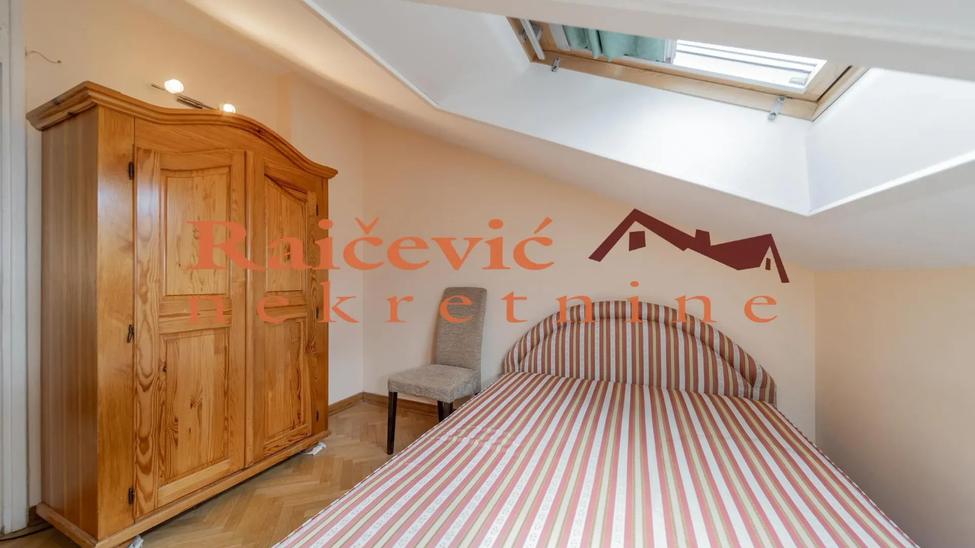 Rent, three bedroom apartment, 83m², Stari Grad, Beograd