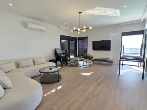 Sale, house, 380m², Krimovica, Kotor - image 10