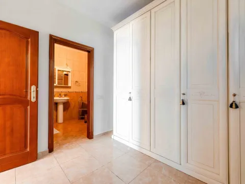 Sale, house, 416m², Utjeha, Bar - image 21