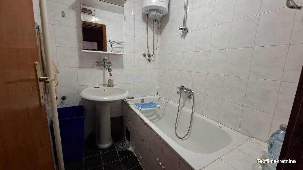 Prodaja, dvosoban stan, 58m², Šumice, Beograd