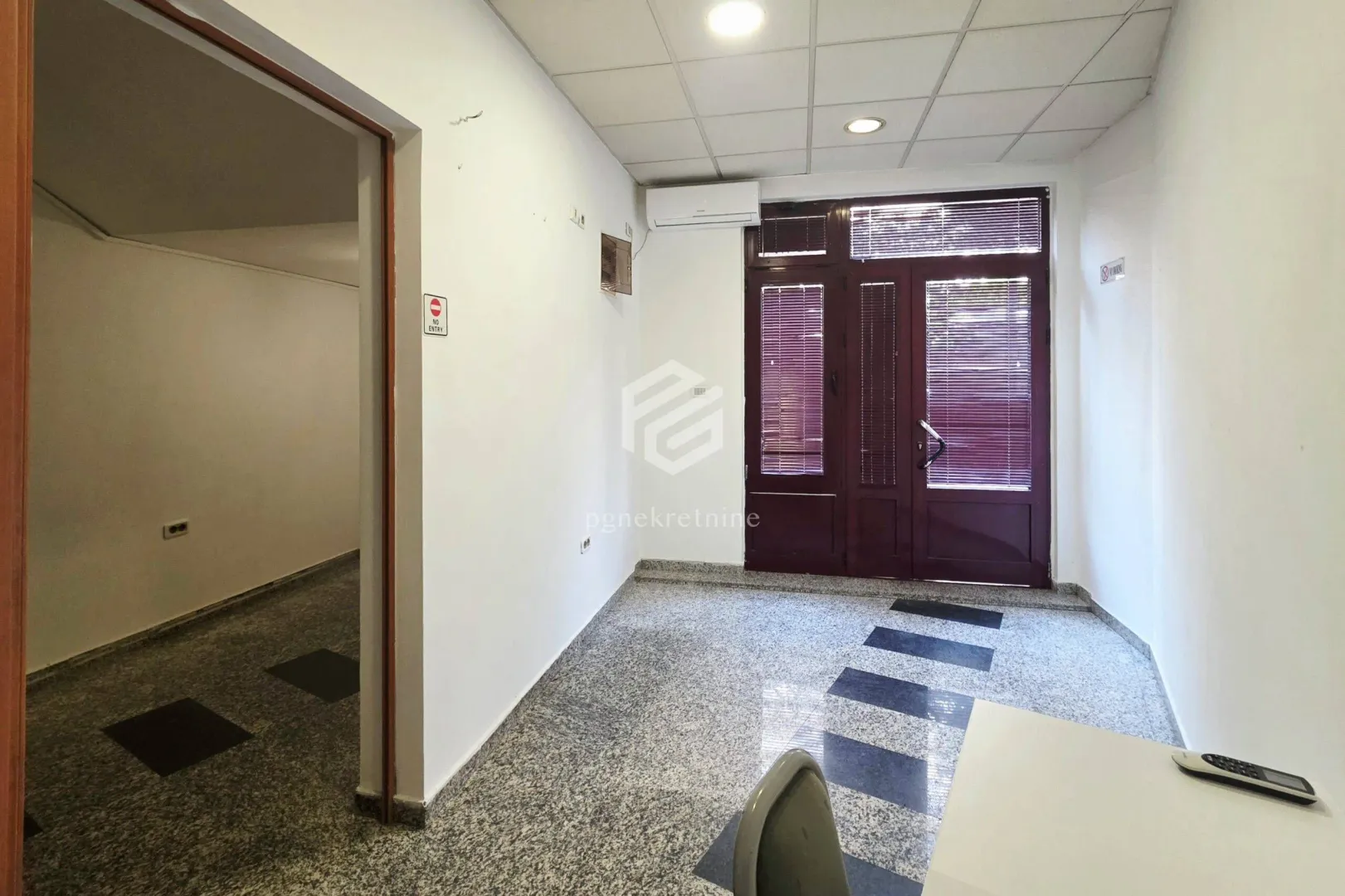 Rent, office space, 25m², Preko Morače, Podgorica