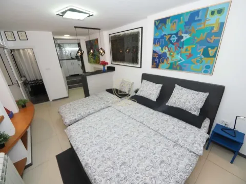 Rent, one bedroom apartment, 31m², Stari Grad, Beograd - image 2