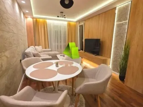 Rent, one bedroom apartment, 45m², Ledena Stena, Niš - image 2