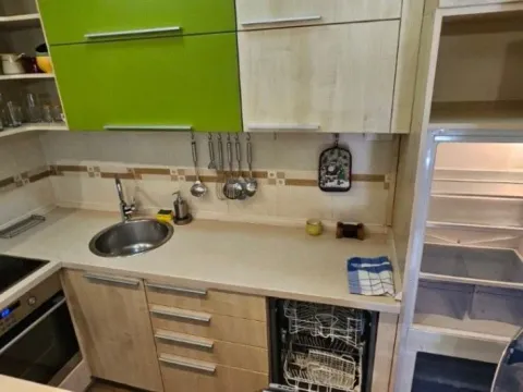 Izdavanje, dvosoban stan, 68m², Stari Aerodrom, Podgorica - image 8