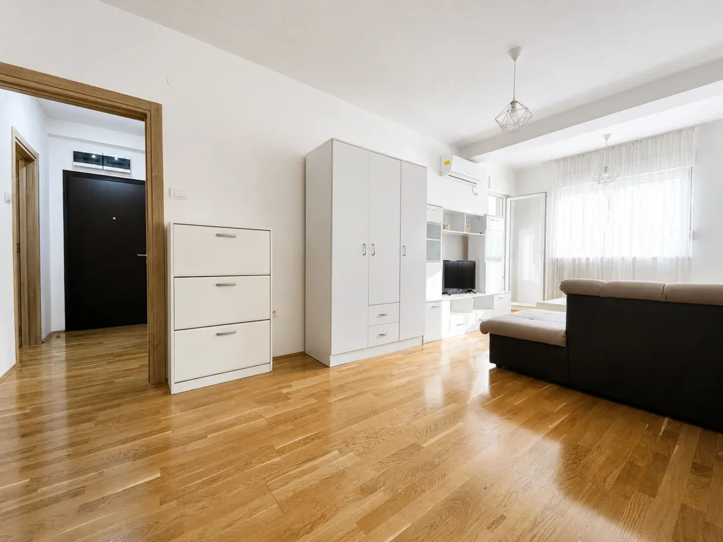 Prodaja, jednosoban stan, 53m², Ljubović, Podgorica