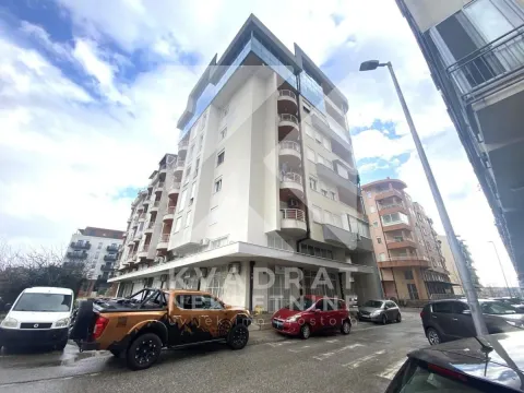Rent, two bedroom apartment, 63m², 1 maj, Podgorica - image 2