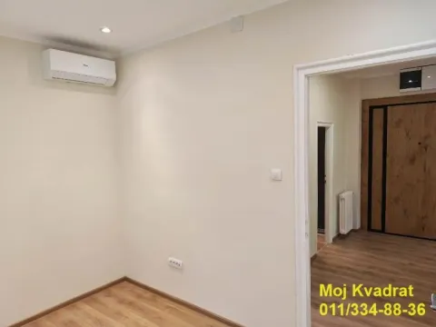 Izdavanje, trosoban stan, 70m², Savski Venac, Beograd - image 6