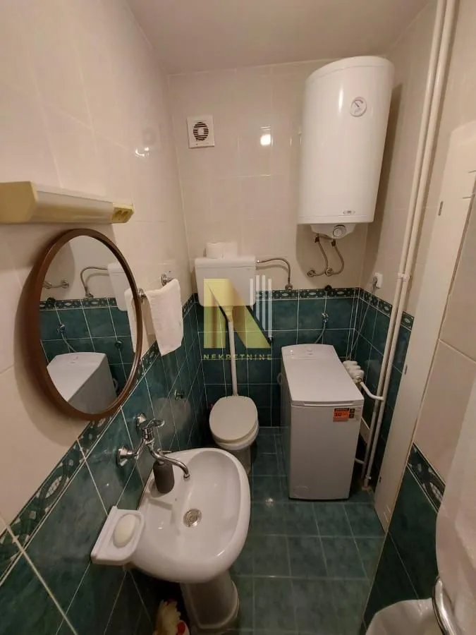 Izdavanje, dvosoban stan, 35m², Socijalno, Novi Sad Sve Podlokacije