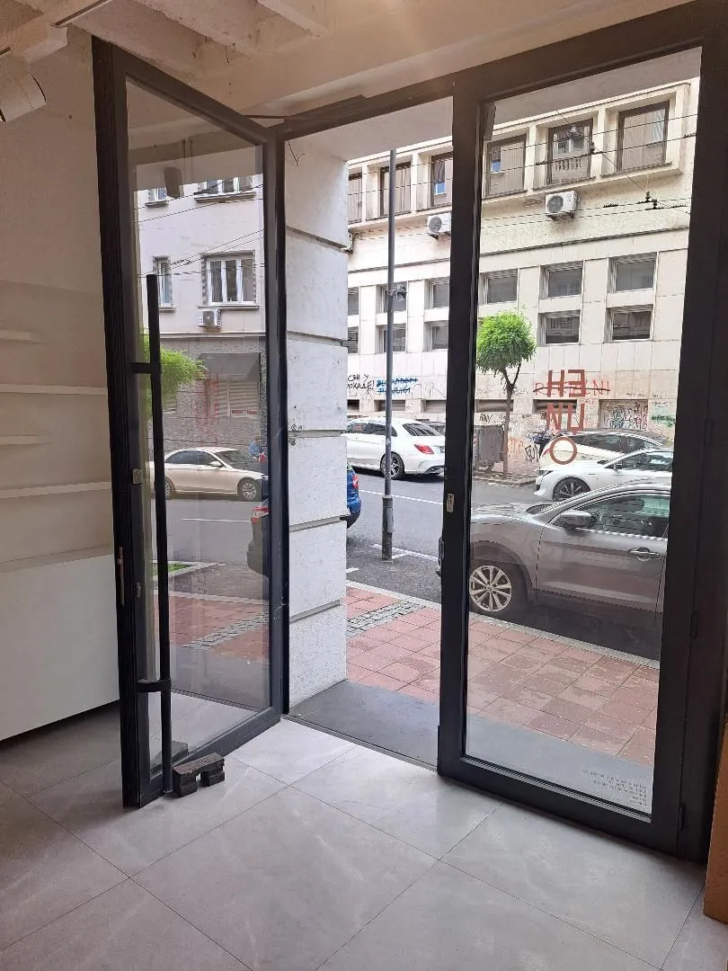 Sale, office space, 224m², Stari Grad, Beograd