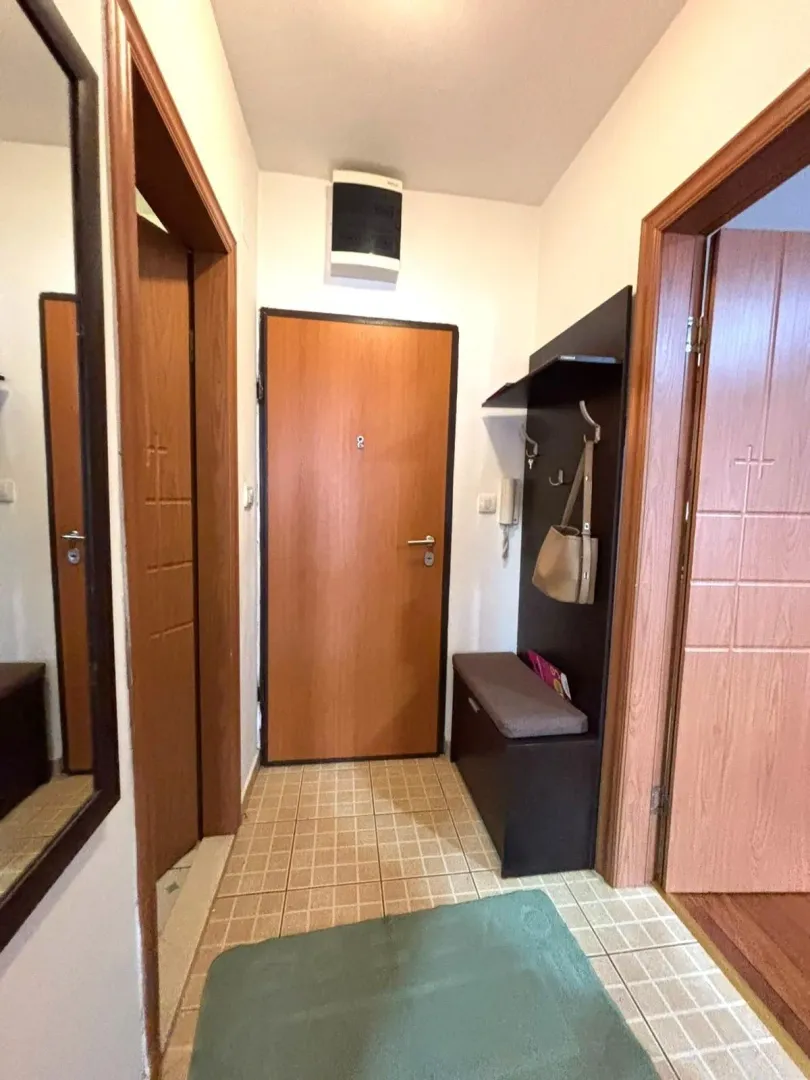 Izdavanje, jednosoban stan, 40m², Zabjelo, Podgorica