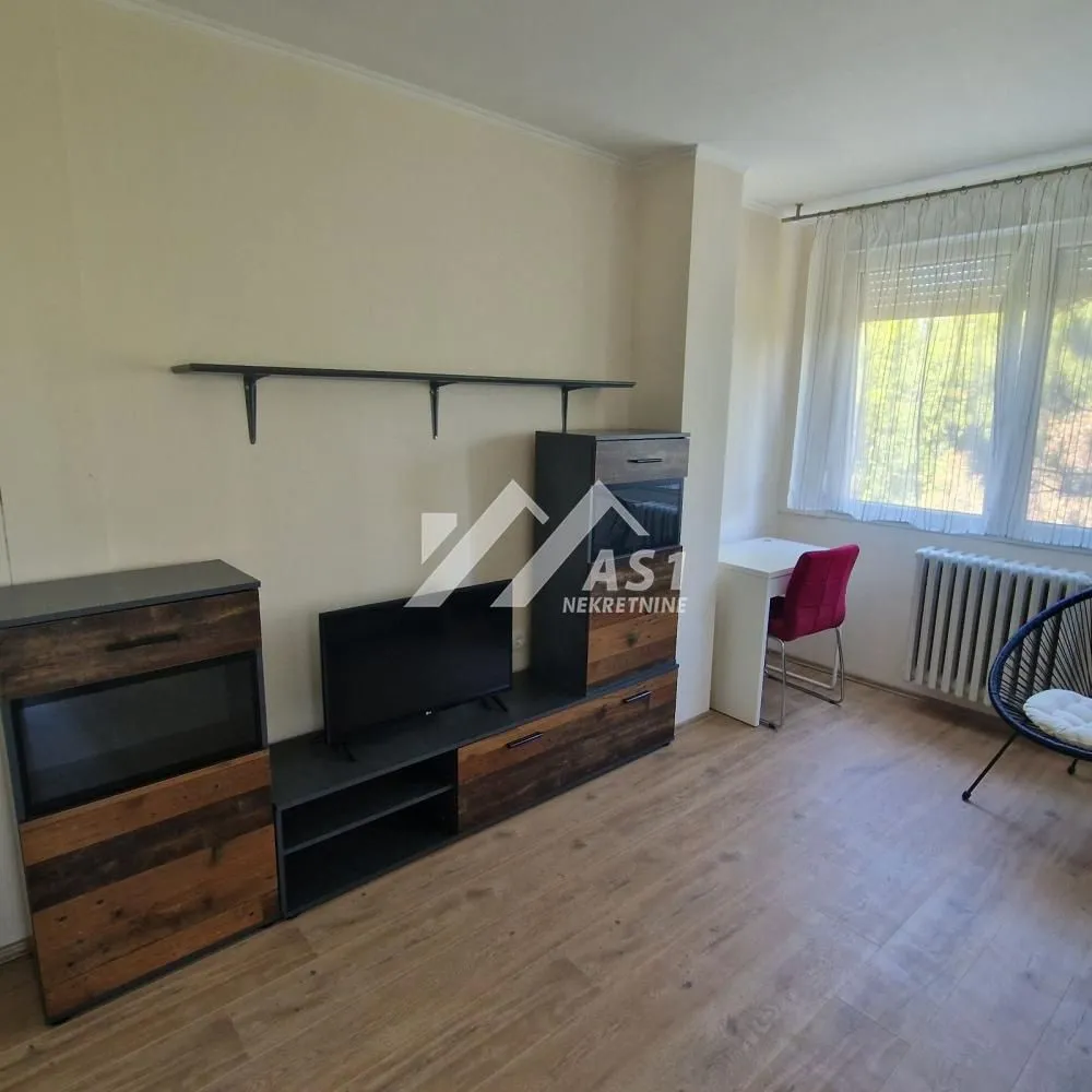 Izdavanje, dvosoban stan, 52m², Liman 4, Novi Sad Sve Podlokacije