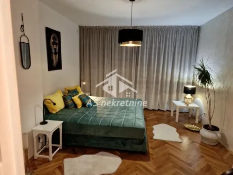 Rent, three bedroom apartment, 73m², Slavija, Vračar Sve Podlokacije - image 9